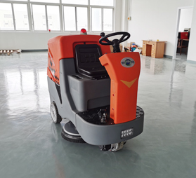 <b>駕駛式洗地機(jī)水箱越大越好嗎？</b>